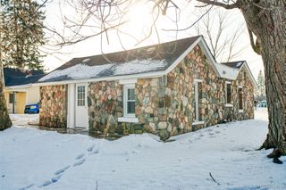 320 N Hibbard Street, Fowlerville Village, MI 48836