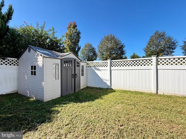 11903 W WINGED FOOT CT, Waldorf, MD 20602