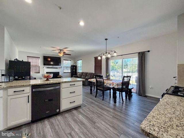 11903 W WINGED FOOT CT, Waldorf, MD 20602