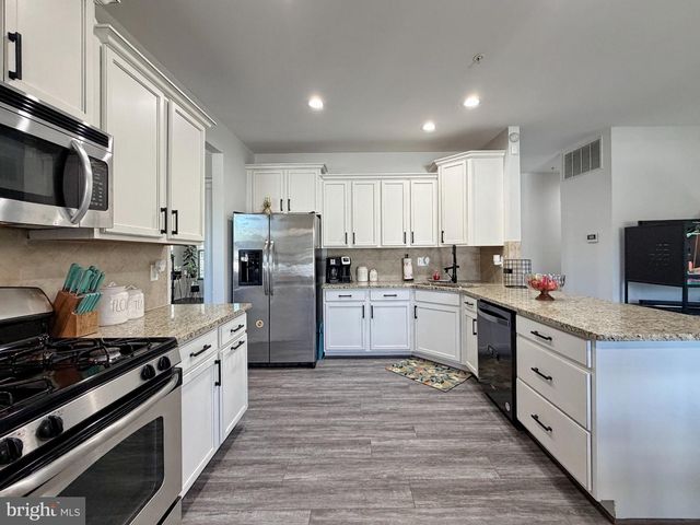 11903 W WINGED FOOT CT, Waldorf, MD 20602