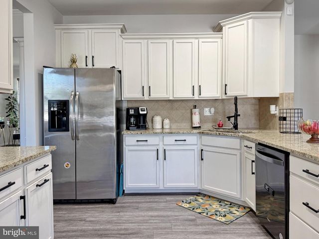 11903 W WINGED FOOT CT, Waldorf, MD 20602