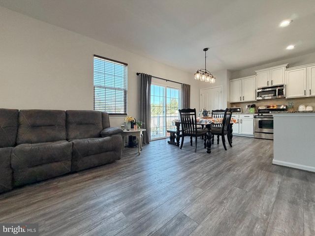 11903 W WINGED FOOT CT, Waldorf, MD 20602