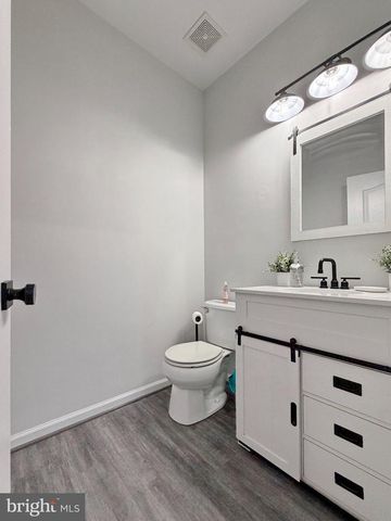 11903 W WINGED FOOT CT, Waldorf, MD 20602