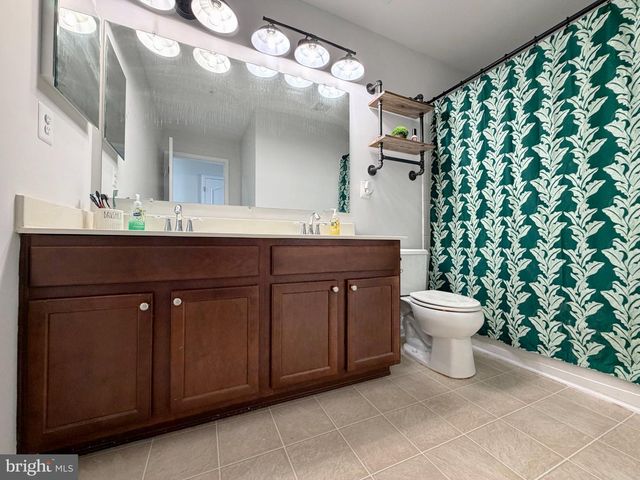 11903 W WINGED FOOT CT, Waldorf, MD 20602