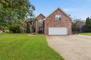 3627 Legacy Dr, Springfield, TN 37172