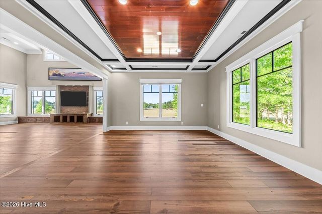 1000 Lakebay Road, Vass, NC 28394