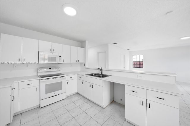 4540 SW 151st Pl, Miami, FL 33185