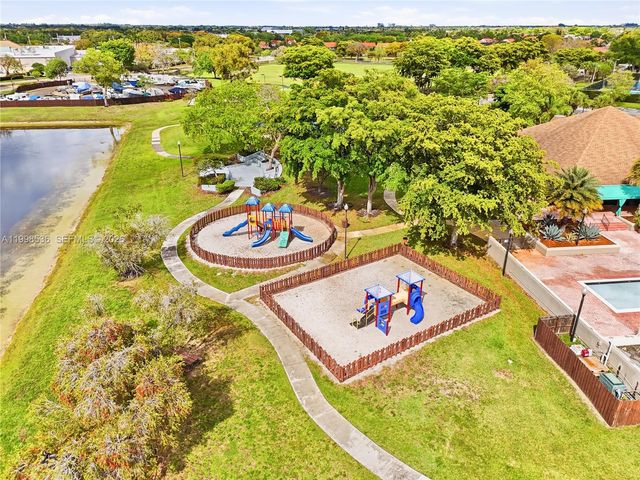 4540 SW 151st Pl, Miami, FL 33185