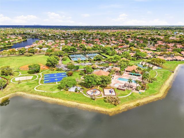 4540 SW 151st Pl, Miami, FL 33185