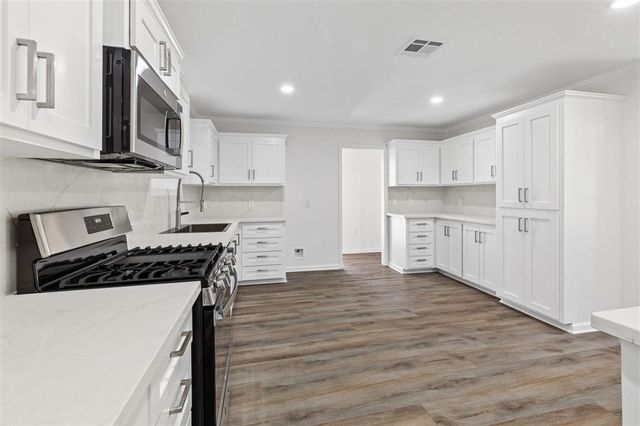 119 Madison Street, Sulphur, LA 70663