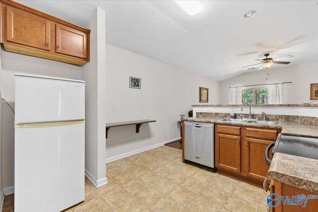 195 Briar Ridge Lane, Odenville, AL 35120
