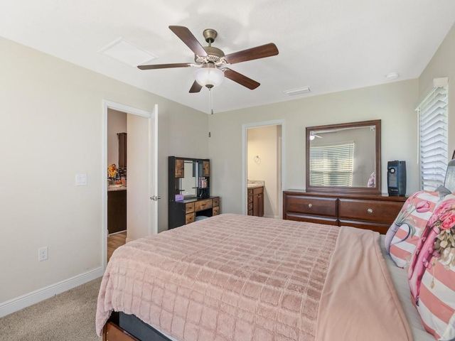 1532 Eastlake Ln, Sebastian, FL 32958