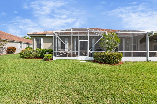 10665 Royal Caribbean Circle, Boynton Beach, FL 33437