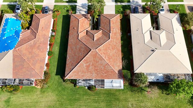 10665 Royal Caribbean Circle, Boynton Beach, FL 33437