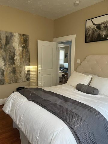 4204 Crawford Street, Houston, TX 77004