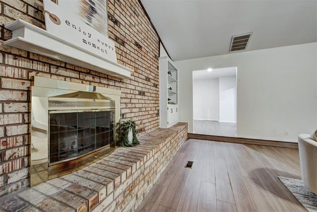1030 Walsh Lane, Yukon, OK 73099
