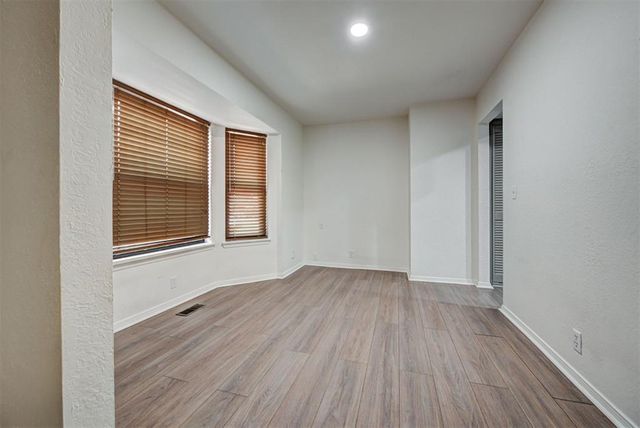1030 Walsh Lane, Yukon, OK 73099