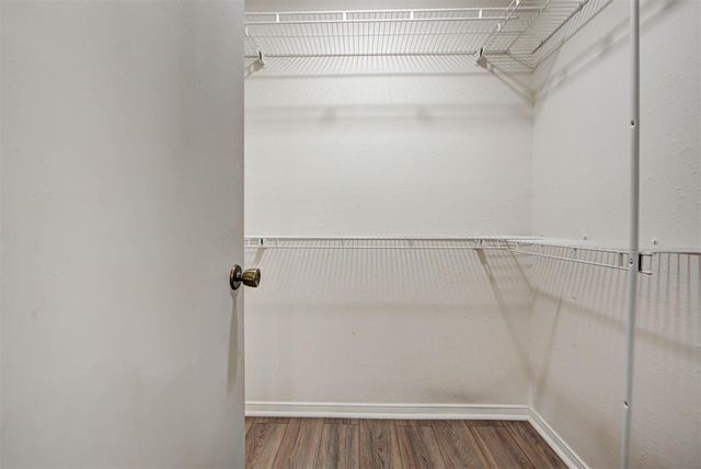 1030 Walsh Lane, Yukon, OK 73099
