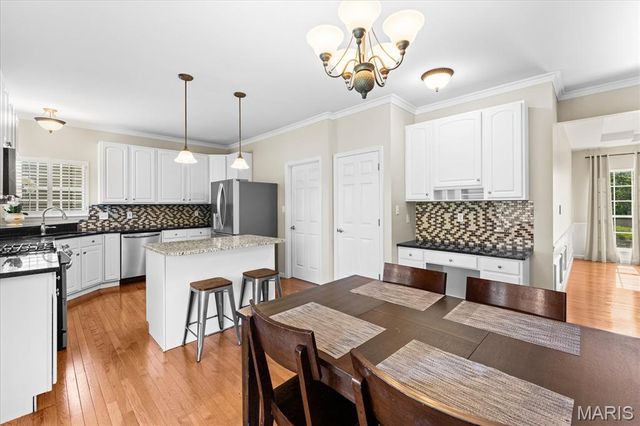 2845 Fairway Drive, Belleville, IL 62220