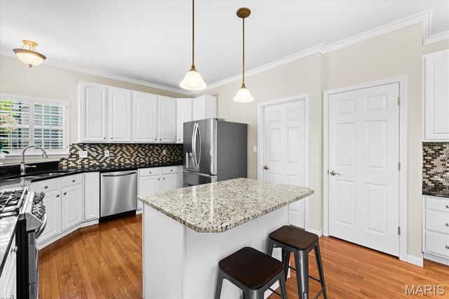 2845 Fairway Drive, Belleville, IL 62220