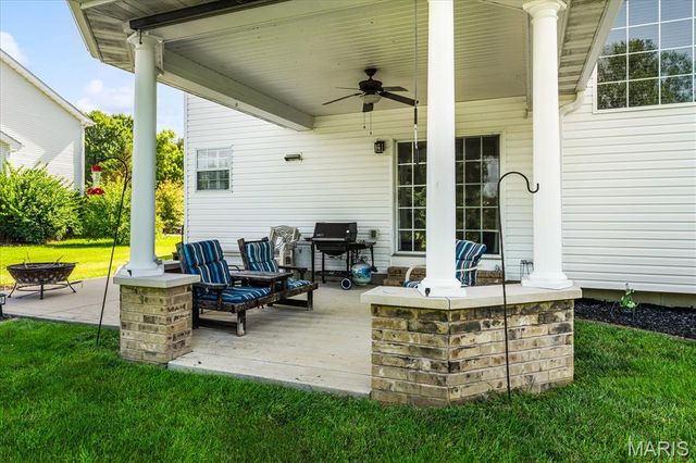 2845 Fairway Drive, Belleville, IL 62220