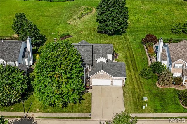 2845 Fairway Drive, Belleville, IL 62220
