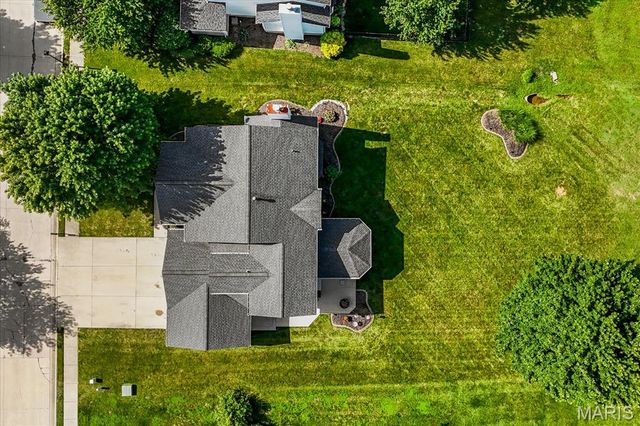 2845 Fairway Drive, Belleville, IL 62220