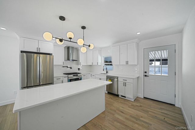 30 Jean Drive, North Babylon, NY 11703