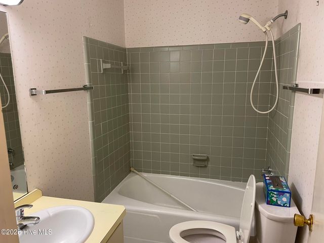 1106 Parkside Drive, Wilson, NC 27896