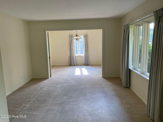 1106 Parkside Drive, Wilson, NC 27896