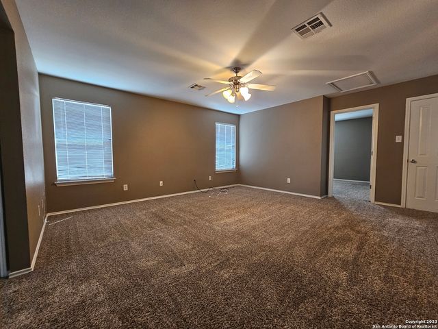 6102 JACKIES FARM, San Antonio, TX 78244