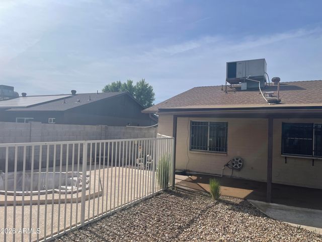 4028 W JOAN DE ARC Avenue, Phoenix, AZ 85029