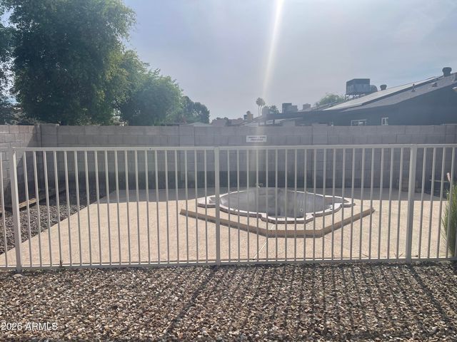 4028 W JOAN DE ARC Avenue, Phoenix, AZ 85029