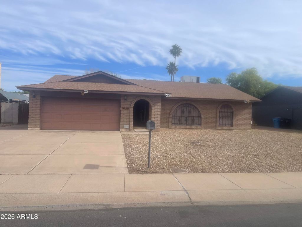 4028 W JOAN DE ARC Avenue, Phoenix, AZ 85029