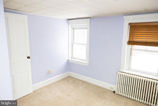 47 GRANT ST, Phoenixville, PA 19460