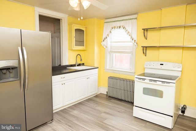 47 GRANT ST, Phoenixville, PA 19460