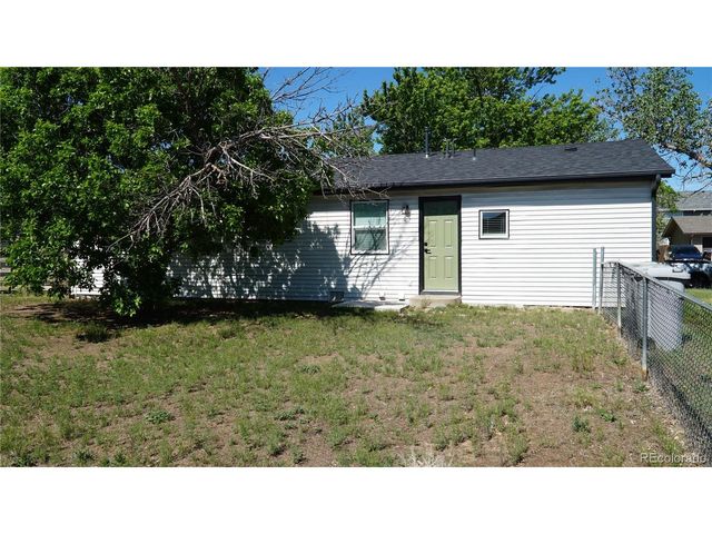 280 Birch St, Bennett, CO 80102