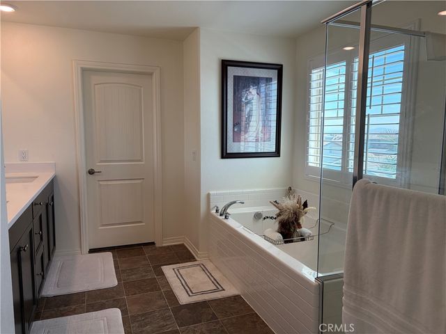 16575 Pegasus Bay, Fontana, CA 92336