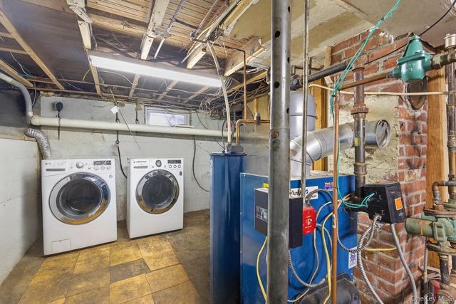 36 Ralph, Brentwood, NY 11717