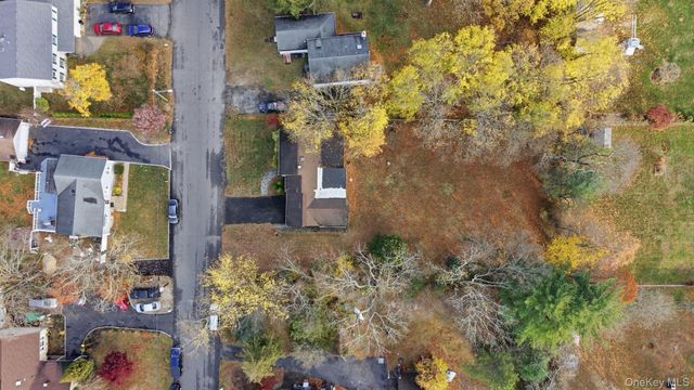 36 Ralph, Brentwood, NY 11717