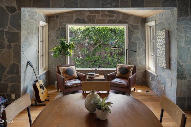 1541 Chickasaw Avenue, Los Angeles, CA 90041