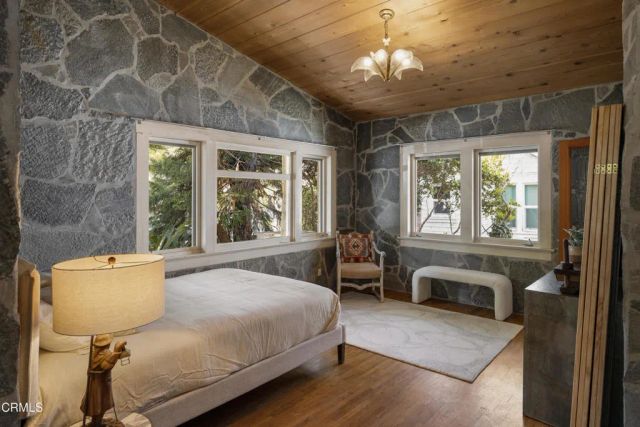 1541 Chickasaw Avenue, Los Angeles, CA 90041