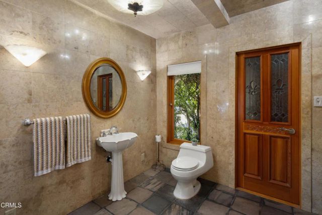 1541 Chickasaw Avenue, Los Angeles, CA 90041