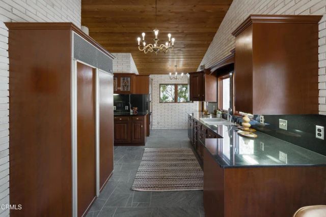 1541 Chickasaw Avenue, Los Angeles, CA 90041