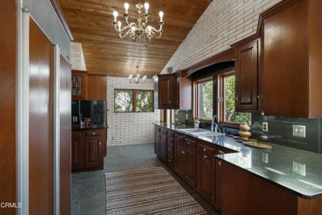 1541 Chickasaw Avenue, Los Angeles, CA 90041