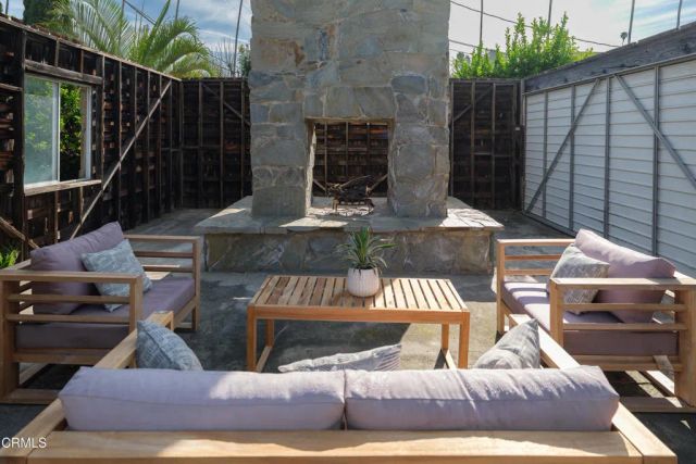 1541 Chickasaw Avenue, Los Angeles, CA 90041