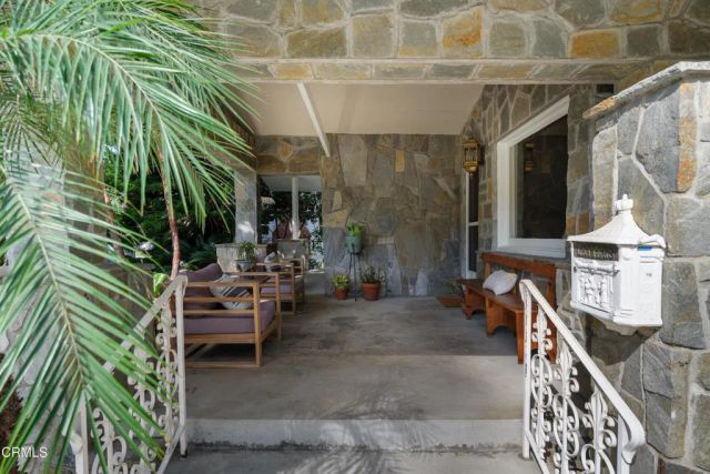 1541 Chickasaw Avenue, Los Angeles, CA 90041