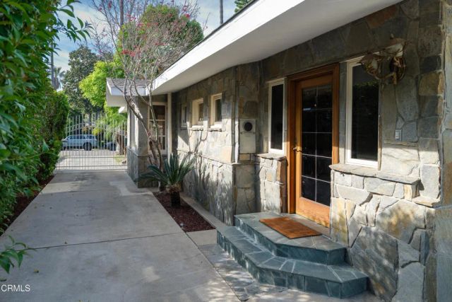 1541 Chickasaw Avenue, Los Angeles, CA 90041