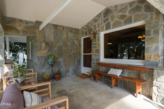 1541 Chickasaw Avenue, Los Angeles, CA 90041