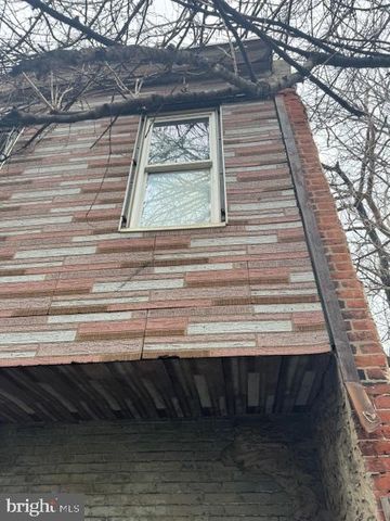 2402 N COLORADO ST, Philadelphia, PA 19132